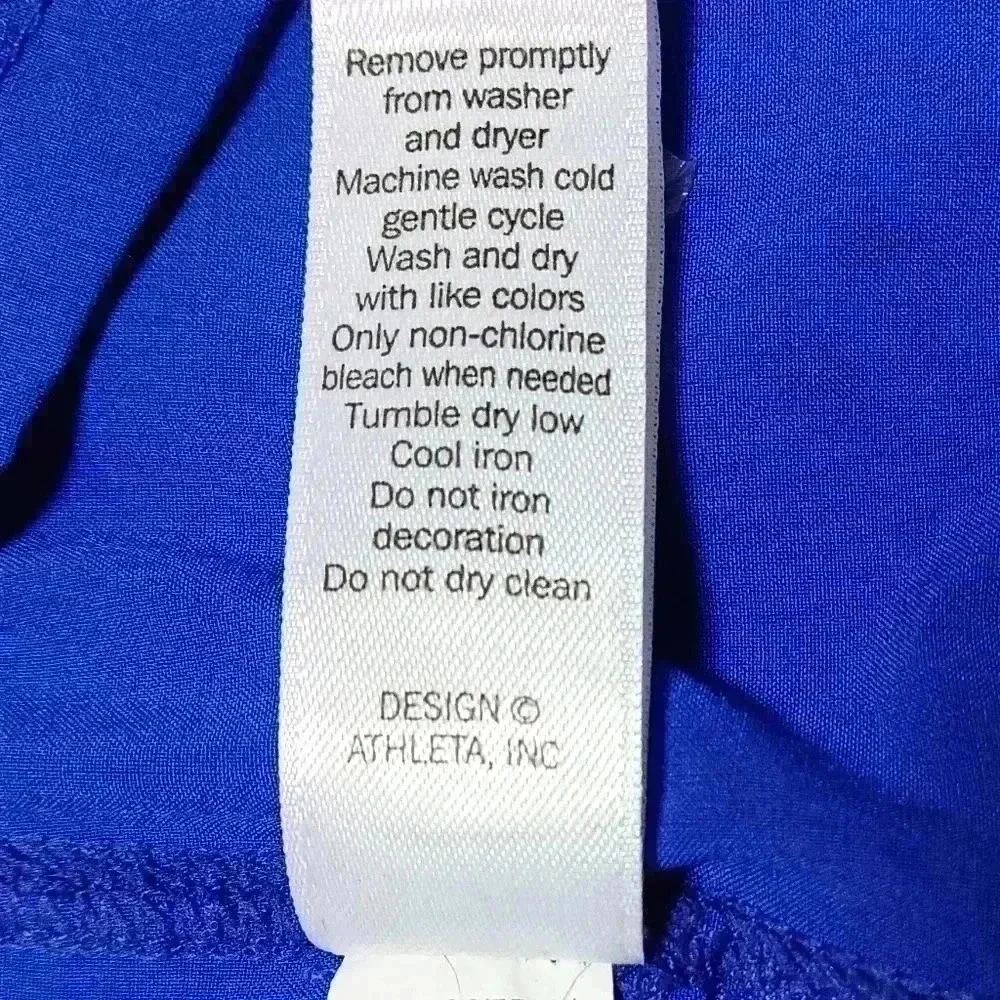 Athleta Ready Set Go Mid Rise  Shorts. Ladies size S - Picture 8 of 8